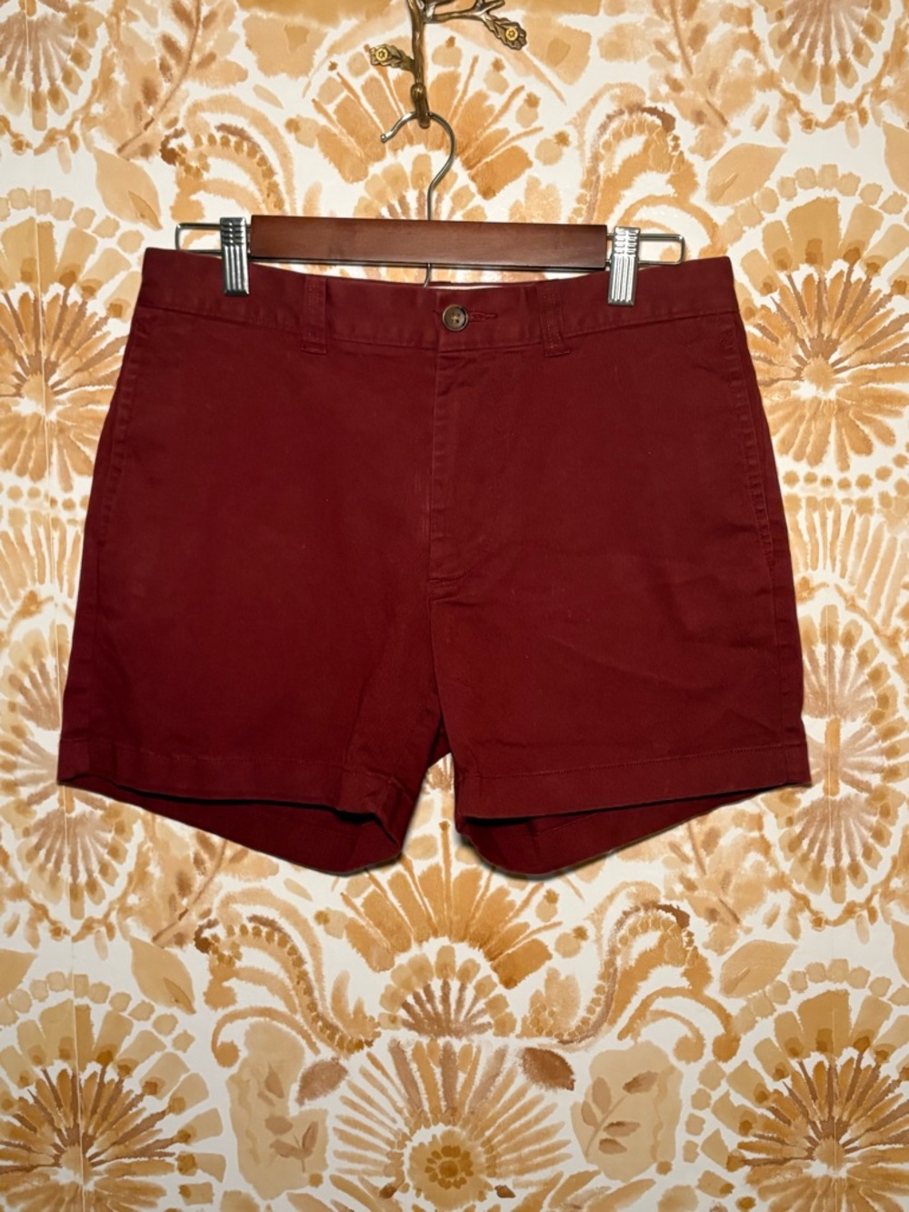 Red Chino Shorts Women | High Rise Classic Tailored Fit | Summer Staple - Picture 2 of 6